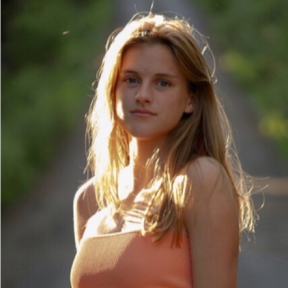 Meet your Posher, Caitlyn - Picture 1 of 1